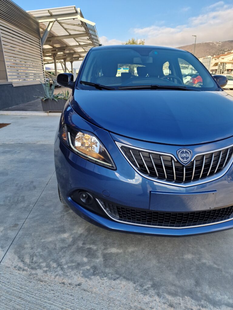 Lancia ypsilon Mildhybrid benzina 21.700Km