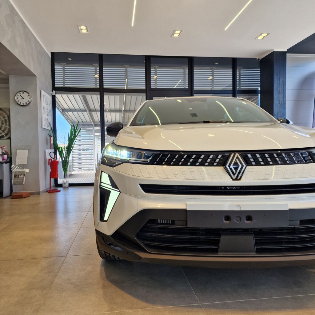 Renault Captur Techno GPL 0Km