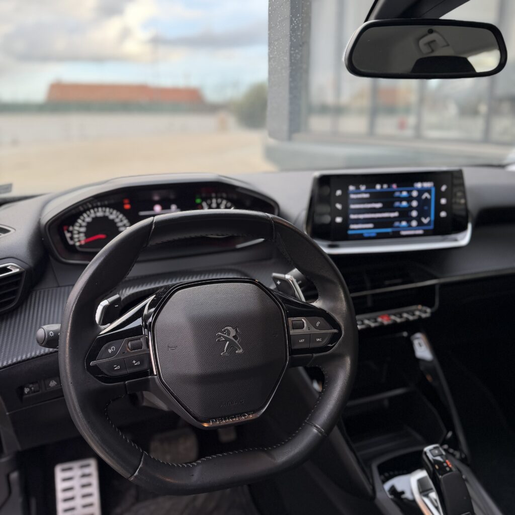 Peugeot 2008 Active pack benzina 27.000Km